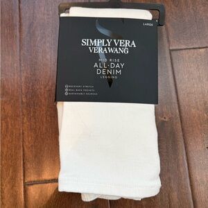 Simply Vera Wang NWT - Mid-Rise All-Day White Denim Leggings — Size Large